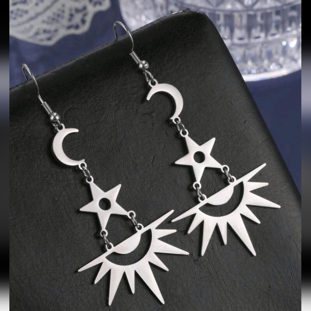 Moon & Star Dangle Earrings - Picture 1 of 4